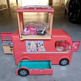 Barbie Camper Pop-Up Dream  con piscina Mattel