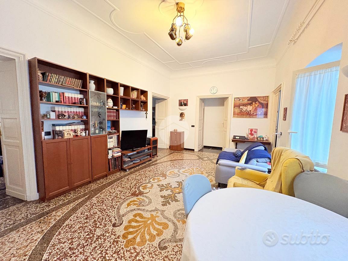Appartamento – Genova, Sottoripa, Centro Est - Altro