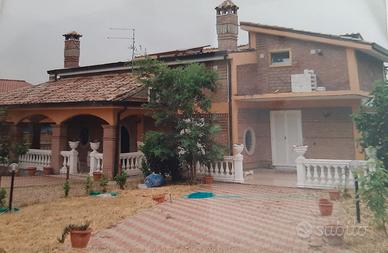 Villa a Ponton dell'Elce - Trattativa privata