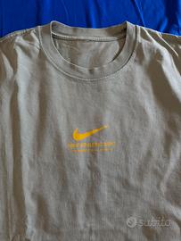 Maglietta Nike verde