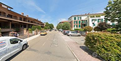 Luminoso trilocale a modena