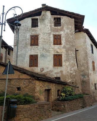 Casa da ristrutturare, Albiano (TN)