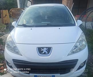 Peugeot 207 1.4 gpl per pezzi