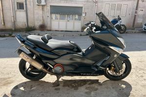 Tmax 500 2010