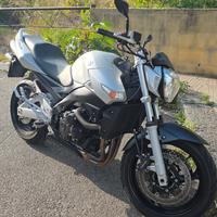 Suzuki Gsr 600