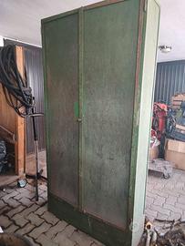 Armadio porta attrezzi