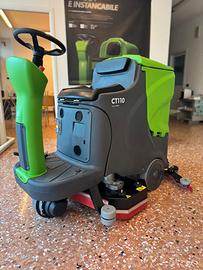 IPC CT 110 - lavasciuga uomo a bordo