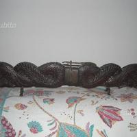 Oggetto in legno intarsiato