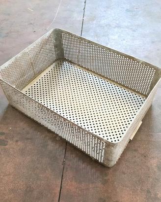 cesta inox forata per cucina usata