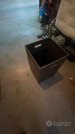 Cesto biancheria in  cuoio