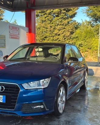 Audi A1 SportBack 1.0 Tfsi Ultra