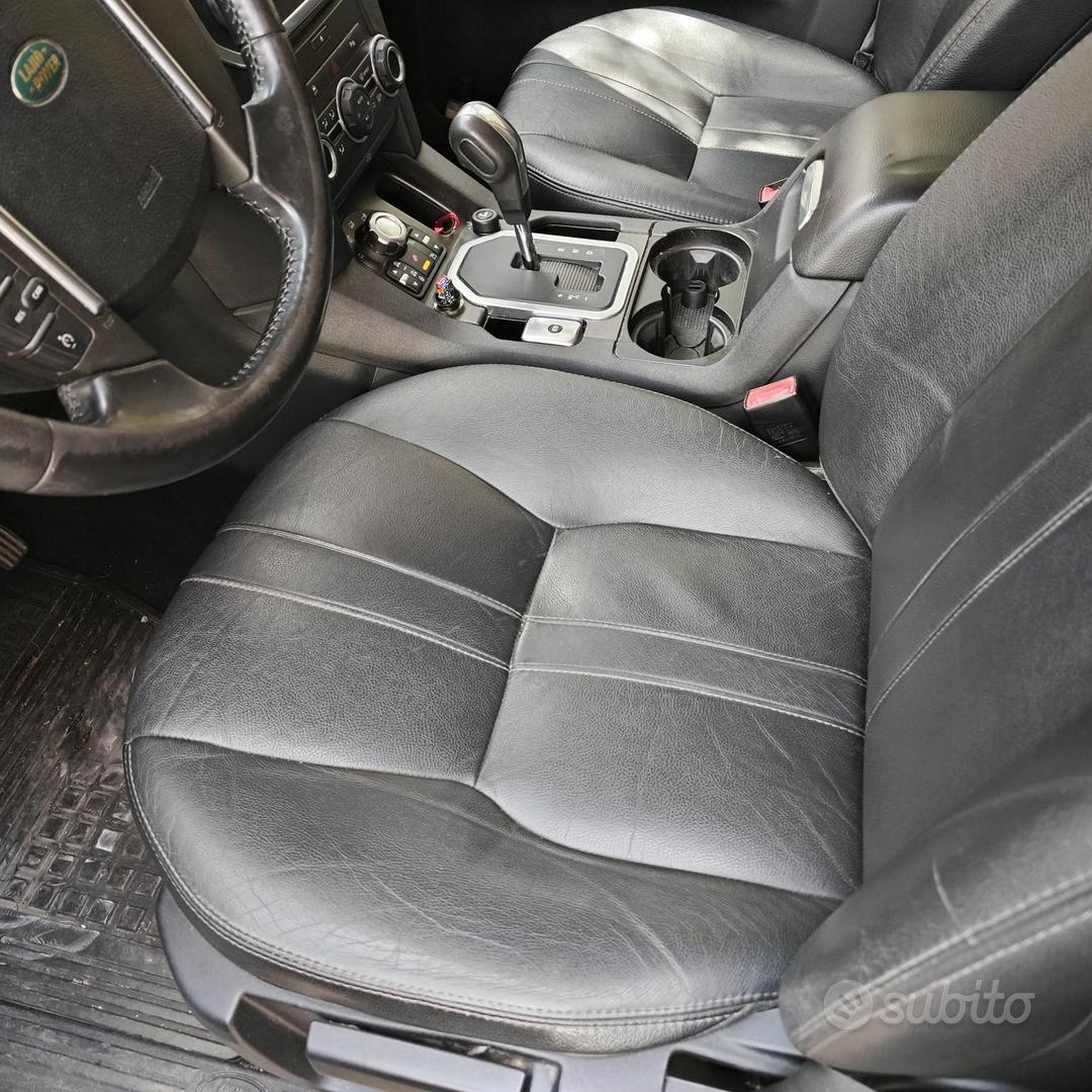 Land Rover Discovery 4 2009 photo 5