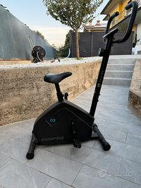 Cyclette ESSENTIAL 03