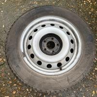 Gomma bridgestone duravis 215 60 16C