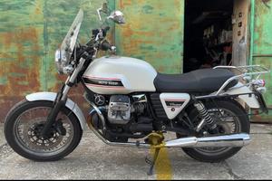 Guzzi V7 Classic