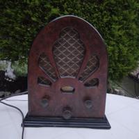 Radio Phonovox in radica naturale riproduzione