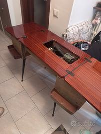 Macchina da cucire vintage