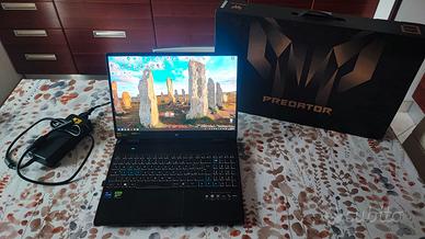 Laptop Gaming Acer PHN16 w/ RTX 4070 pari al nuovo