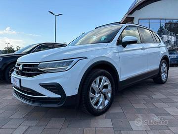 VOLKSWAGEN Tiguan 2.0 TDI 150 CV DSG Elegance