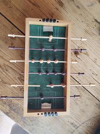 calcetto miniatura in legno