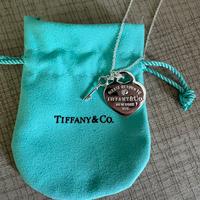 Collaa tiffany & Co.