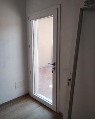 Infisso porta pvc nurith