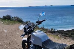 Moto Guzzi V7 III Milano