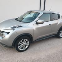 Nissan Juke autocarro