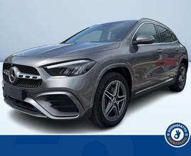 Mercedes-Benz GLA 250 E PLUG-IN HYBRID AUTOMA...