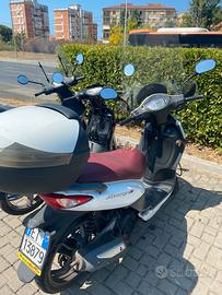 Symphony motoino 125