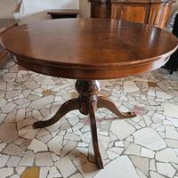 Tavolo rotondo  in legno anni '70 con 4 sedie