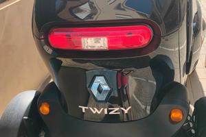 Renault Twizy ZE Sport 80 - SPECIAL PRICE -