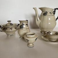 SERVIZIO DA CAFFE’ / THE VINTAGE IN PORCELLANA