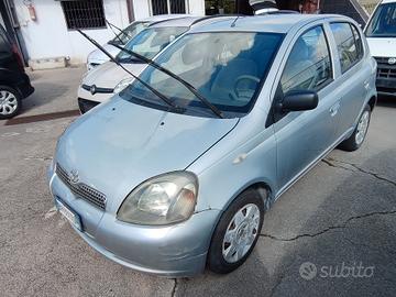 Toyota Yaris 1.0 BENZINA 5 porte Sol