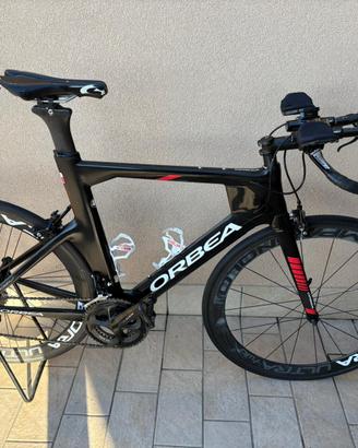Bicicletta Orbea da Triathlon + accessori omaggio