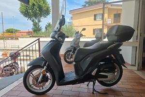 Honda SH 150 IN PROMO A 2.490 € !!!