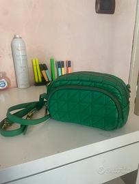 borsa con tracolla verde zara
