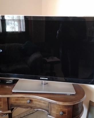 Televisione TV LED 37