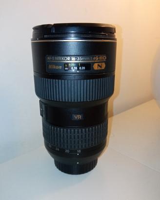 Obiettivo AF-S NIKKOR 16-35mm f/4G ED VR
