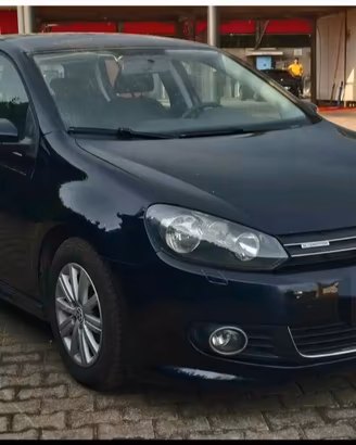 Volkswagen Golf 1.6 TDI DPF 5p. Highline