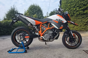 KTM 990 Supermoto R M.Y. 2009