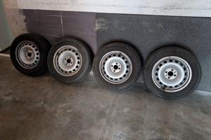 cerchi più gomme invernali Fiat