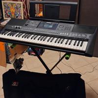 Tastiera Yamaha PSR e-463