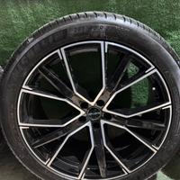 CERCHI E GOMME AUDI Q8 22”