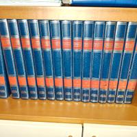 Enciclopedia completa dalla A alla Z de agostini.