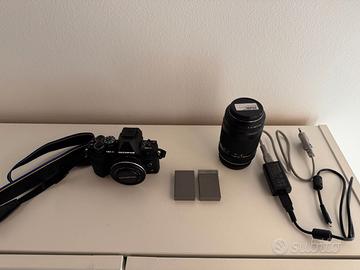 OLYMPUS  E-M10+OBBIETIVI  14mm-42mm + 72mm-300mm