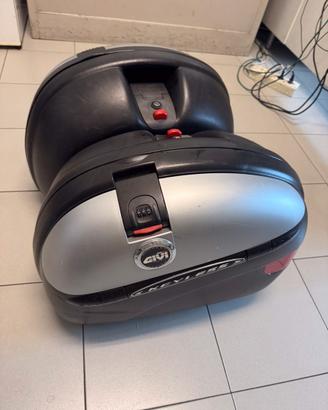 Coppia Bauli laterali givi keyless