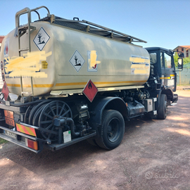 Autobotte ADR barrato rosa