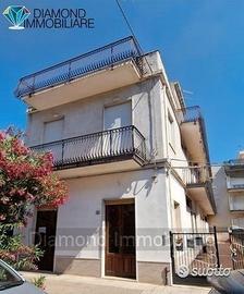 Casa indipendente bifamiliare a mascali