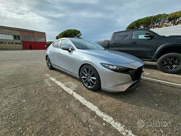 Mazda 3 2019 1.8 diesel